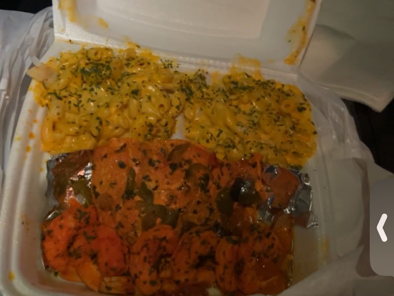 Chicagos No Sauce Boss food